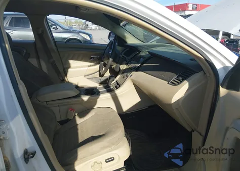 2017 Ford Taurus Se z USA, uszkodzony, nr VIN 1FAHP2D85HG126938